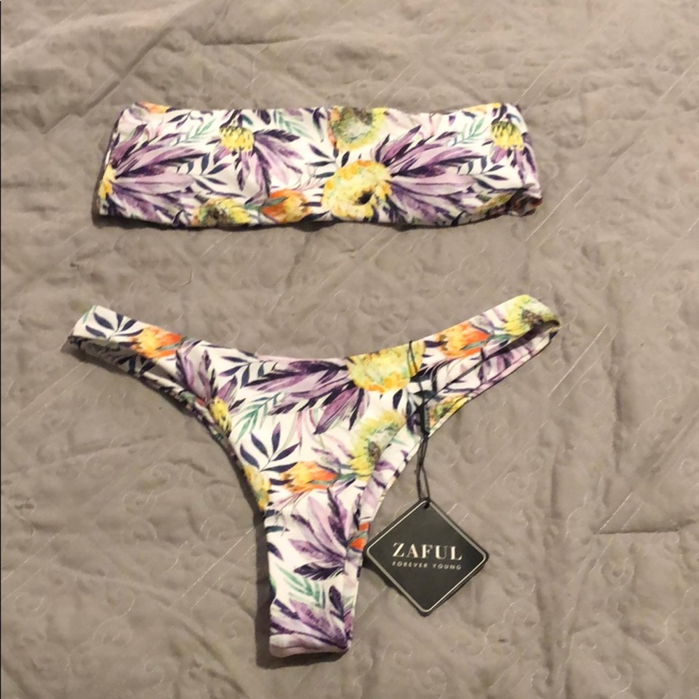 Cheeky floral, Zaful  bikini set